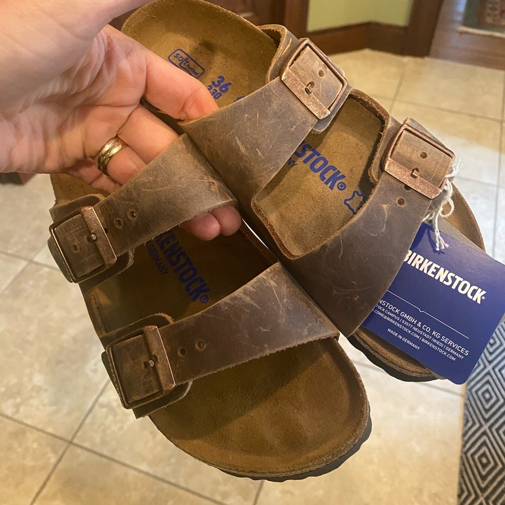 New with tags, size 36 narrow Birkenstock’s
